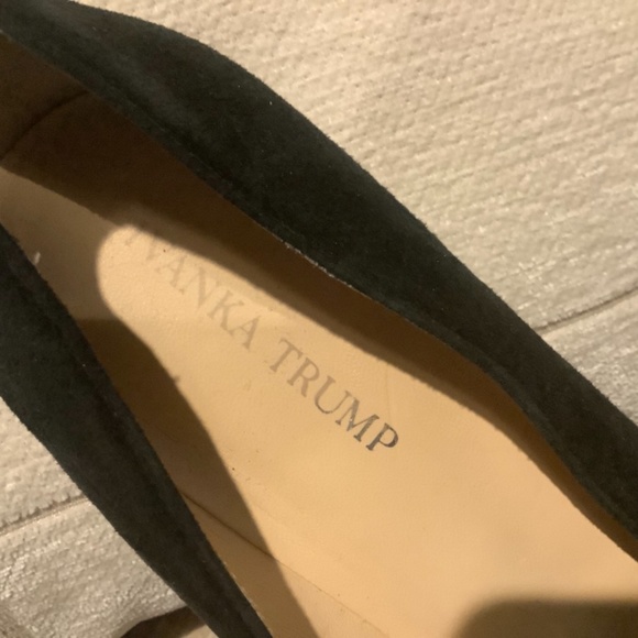 Suede Flats with Tassels - Picture 6 of 6